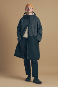 Adult Waterproof Changing Robe | Black