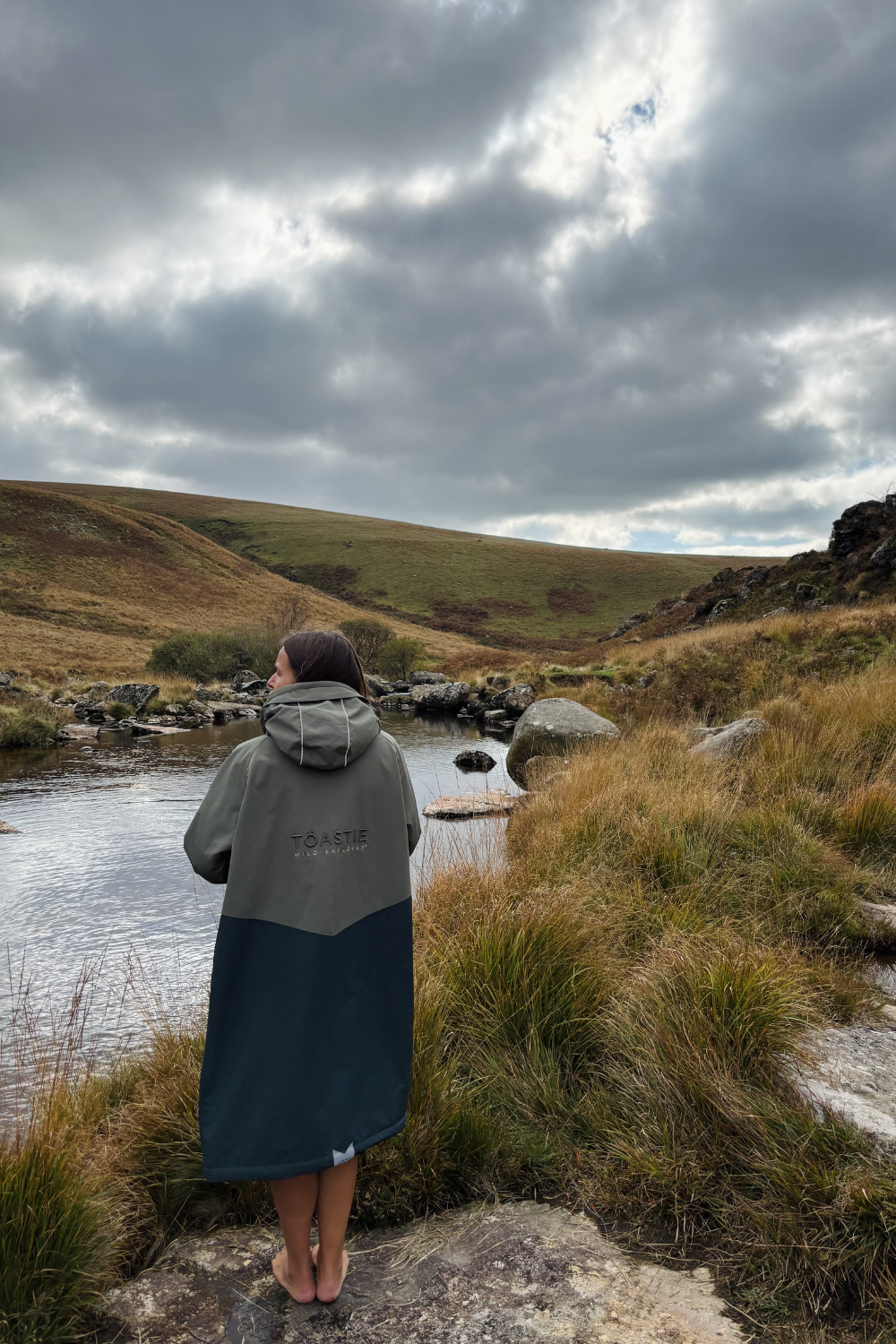 Adult Waterproof Changing Robe | Antique Olive