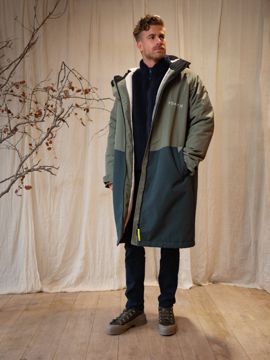 Adult Waterproof Changing Robe | Antique Olive