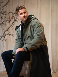 Adult Waterproof Changing Robe | Antique Olive