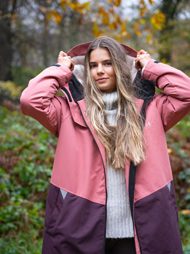 Adult Waterproof Changing Robe | Rose Pink