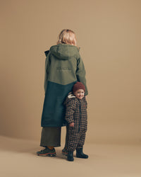 Adult Waterproof Changing Robe | Antique Olive