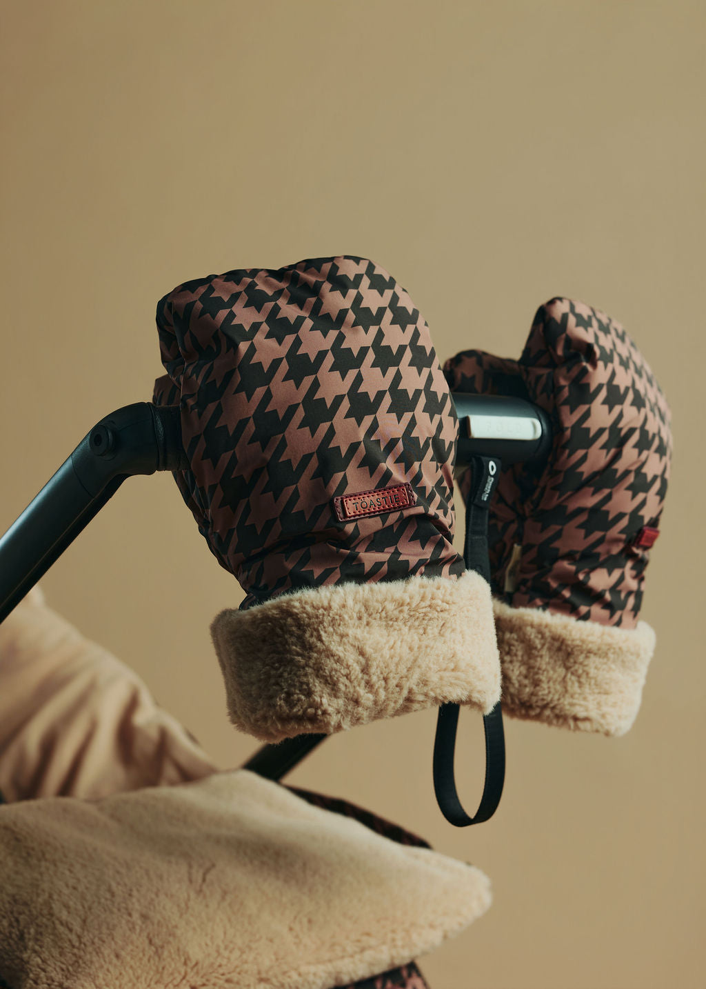Pram Hand Warmers | Toffee Houndstooth