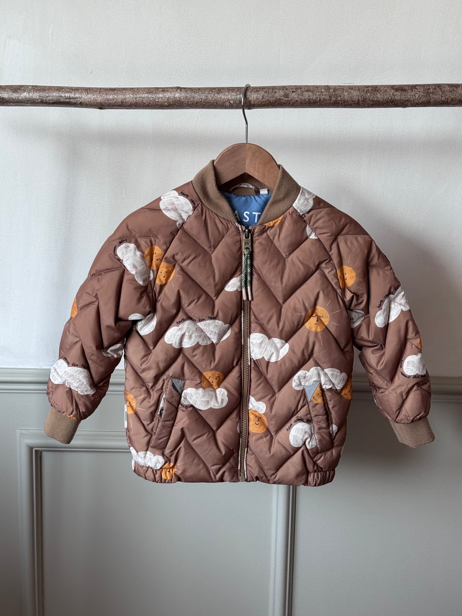 PRELOVED | HERE COMES THE SUN BOMBER JACKET (3-4 Yrs)